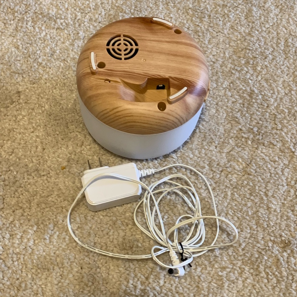 Aromatherapy Essential Oil Diffuser - Picture 4 of 6